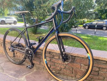 Used Specialized Sequoia 2018 2018 Road & Gravel, Black — image 3 of 11