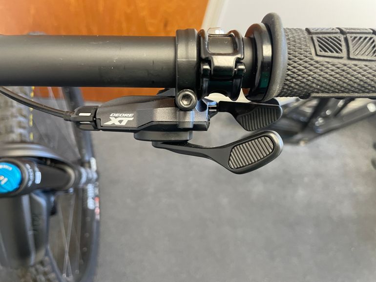 Used Yeti Yeti 160e C1 E-MTB Size Medium 2023 Mountainbike, Black — image 10 of 12