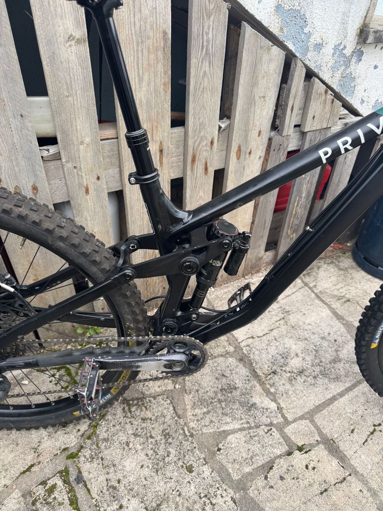 Used Privateer 161 Shimano Deore XT 2022 Mountainbike, Black — image 3 of 4
