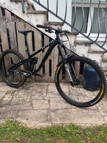 Used Privateer 161 Shimano Deore XT 2022 Mountainbike, Black — image 2 of 4