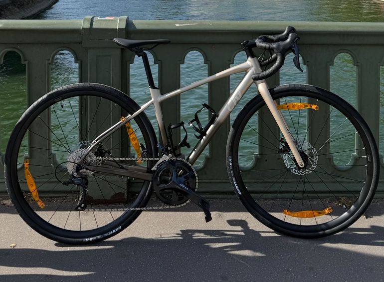 Used Liv Avail AR 3 2025 2025 Road & Gravel, Light Gray — image 2 of 3