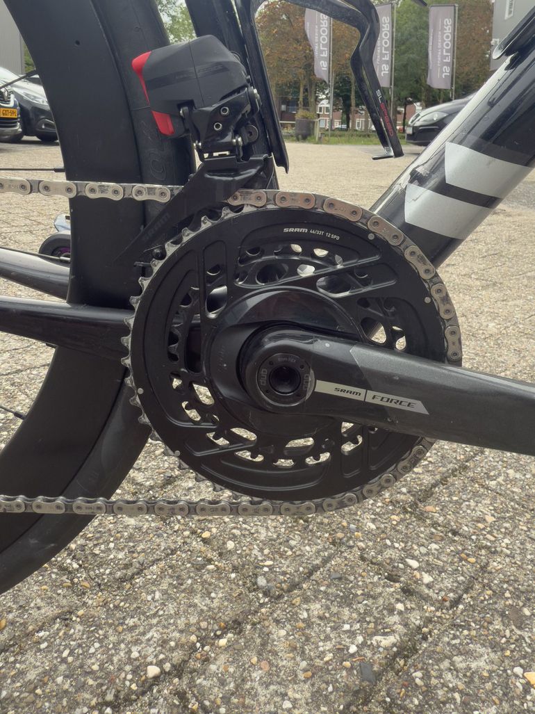 直接引取のみCannondaleSynapseCarbon105disc2018 Cannondale Systemsix Cannondale Saddle Clamp Cannondale