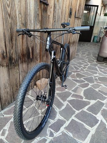 Used Cannondale F-Si Carbon 3 2019 2019 Mountainbike, Black, 29 — image 2 of 15