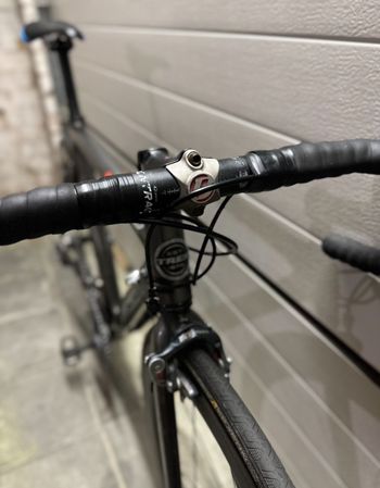 Used Trek Madone 5.2 2006 2006 Road & Gravel, Hellgrau — image 5 of 6