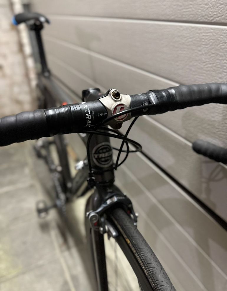 Used Trek Madone 5.2 2006 2006 Road & Gravel, Hellgrau — image 5 of 6