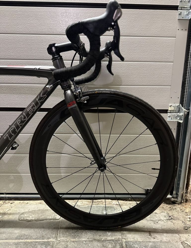 Used Trek Madone 5.2 2006 2006 Road & Gravel, Hellgrau — image 2 of 6