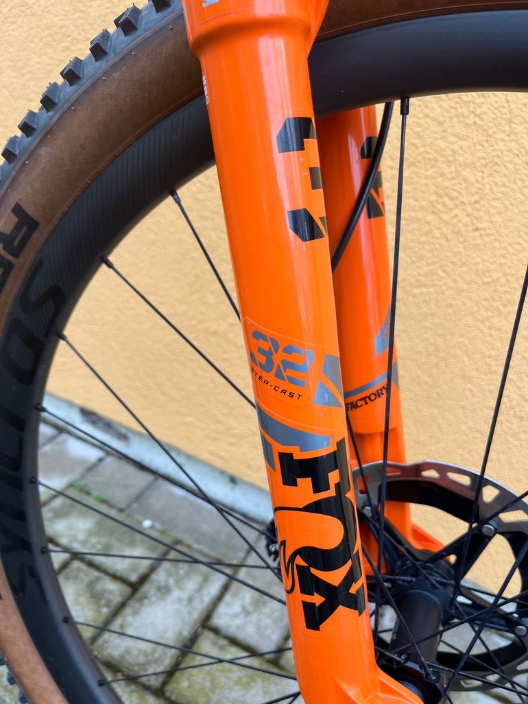 Used Scott Scale Sram Eagle Transmission XX 2024 Mountainbike, Light Gray — image 10 of 24