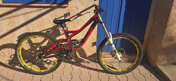 Used Specialized Demo Shimano Saint 2014 Mountainbike, Red — image 1 of 10
