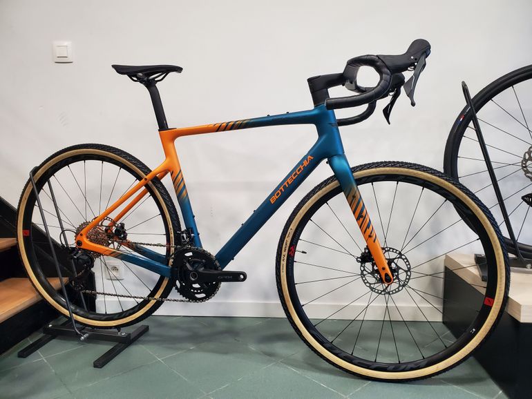 Used Bottecchia Gravel Overland GRX610 Orange/Bleu 2025 Road & Gravel, Blau — image 1 of 16