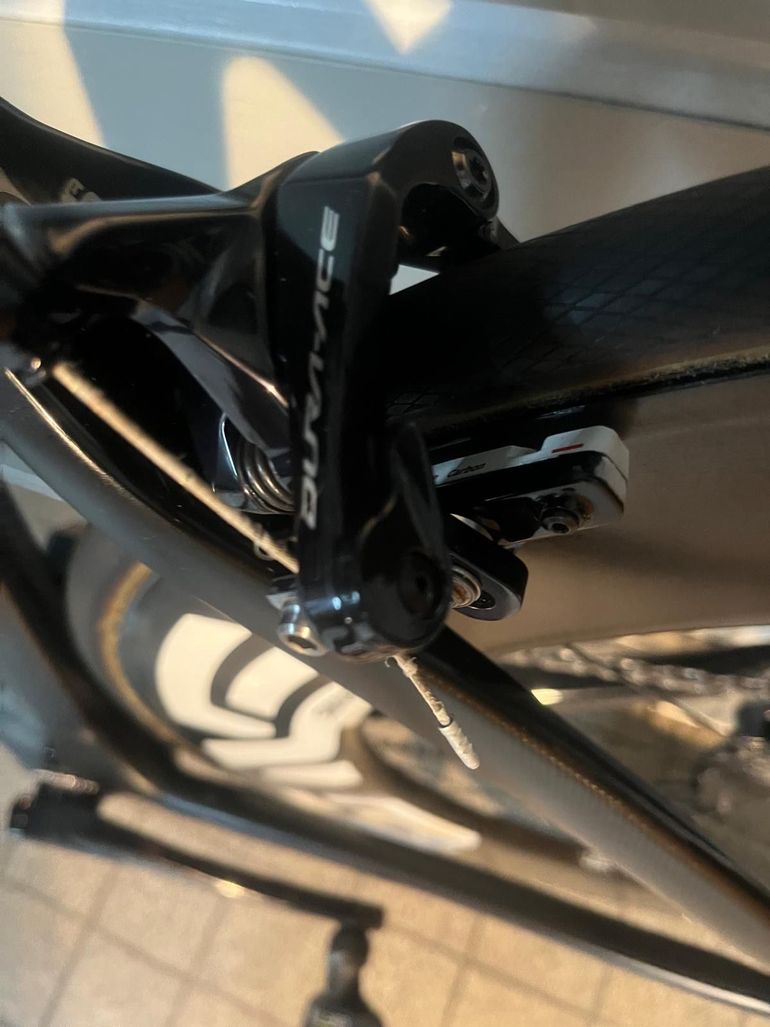 Used Pinarello DOGMA F10 2019 Road & Gravel, Black — image 11 of 22