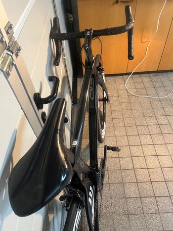 Used Pinarello DOGMA F10 2019 Road & Gravel, Black — image 15 of 22