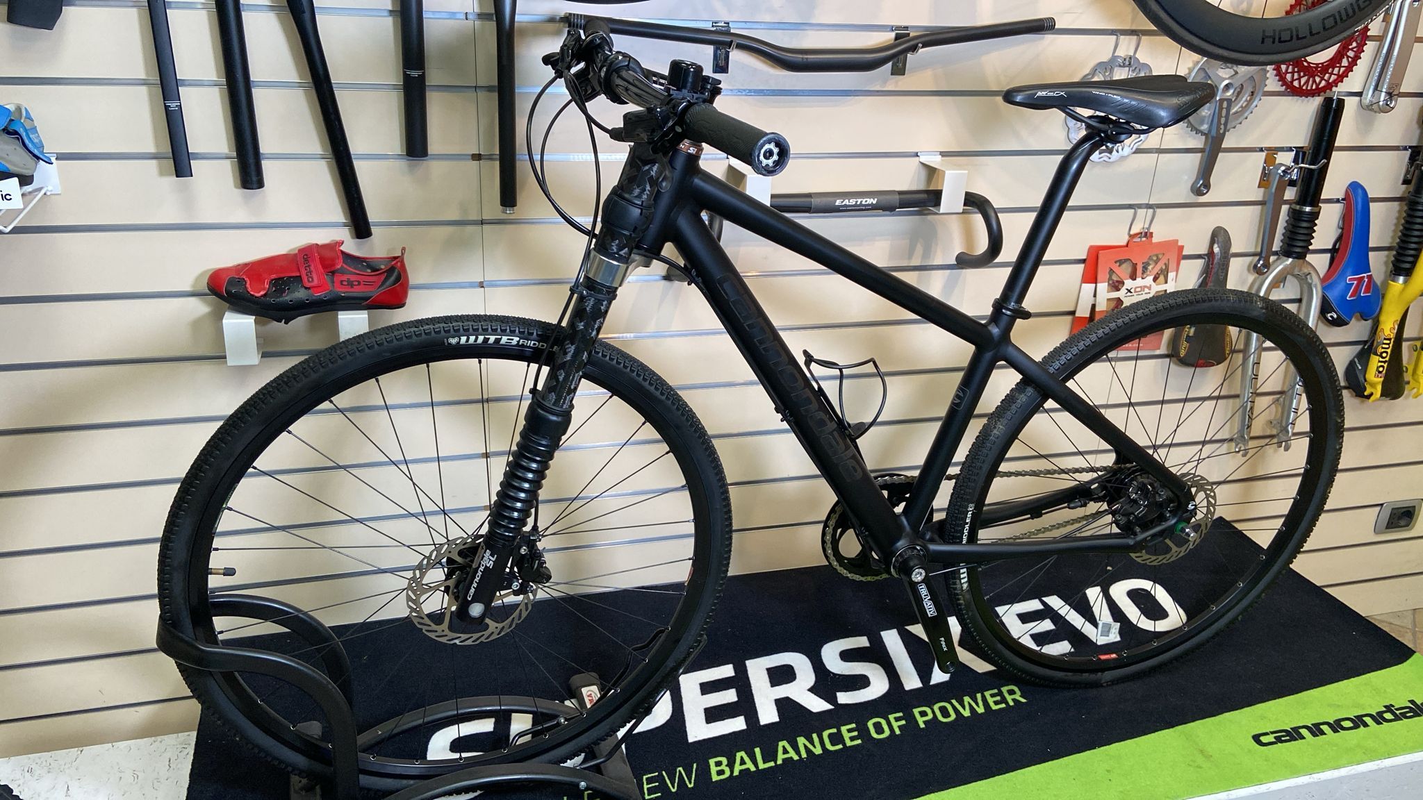 Cannondale BAD BOY 8 LEFTY CARBON 2015