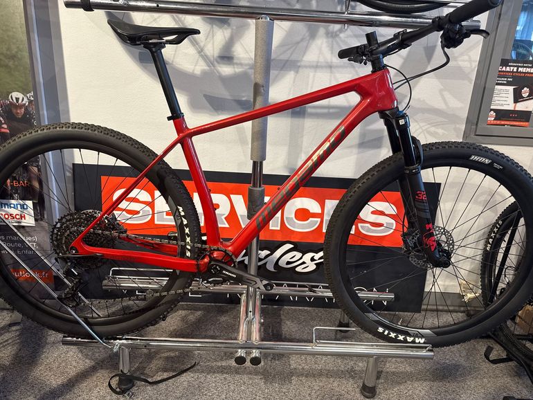 Used Megamo FACTORY 15 2024 2024 Mountainbike — image 1 of 5
