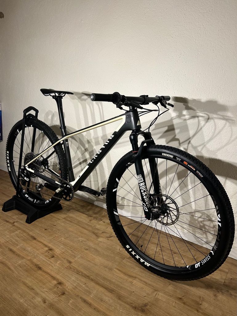 Canyon Exceed CF SLX 8 2023
