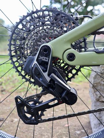 Tweedehands Canyon Torque SRAM X0 Eagle AXS (T-Type) 2024 Mountainbike — afbeelding 4 van 13