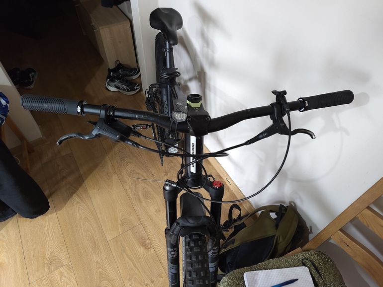 ROCKRIDER Mountain Bike Microshift Advent 2021 Mountainbike de segunda mano, Negro — imagen 2 de 15