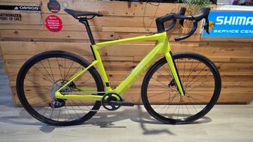 Použité BMC Roadmachine 01 AMP X TWO USA 2023 2023 Road & Gravel