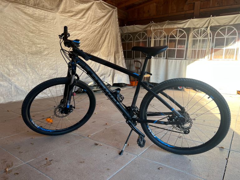 Used B’TWIN Rockryder 2017 Mountainbike, Black — image 4 of 5