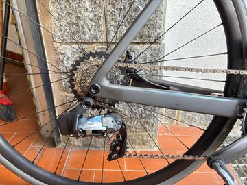 Brugt Scott Addict SRAM Force eTap AXS 2023 Road & Gravel — billede 2 af 6