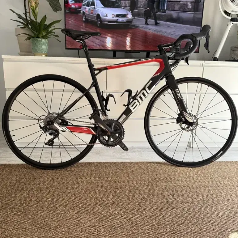 BMC Granfondo GF01 2016 - Main Image