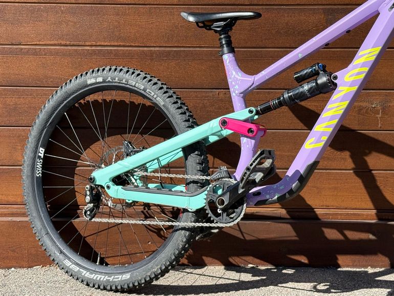 Canyon Torque 29 AL 5 2022 2022 Mountainbike usato, Viola — immagine 3 di 13
