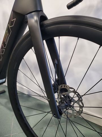 Brugt Trek Domane+ SLR 6 2024 2024 Road & Gravel — billede 5 af 16