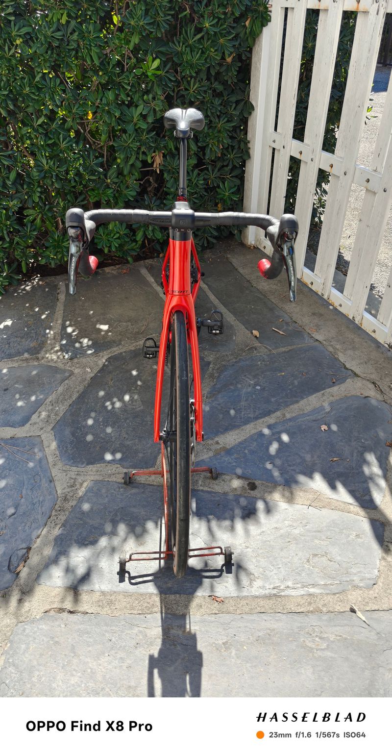Used Scott Addict RC 10 2020 2020 Road & Gravel