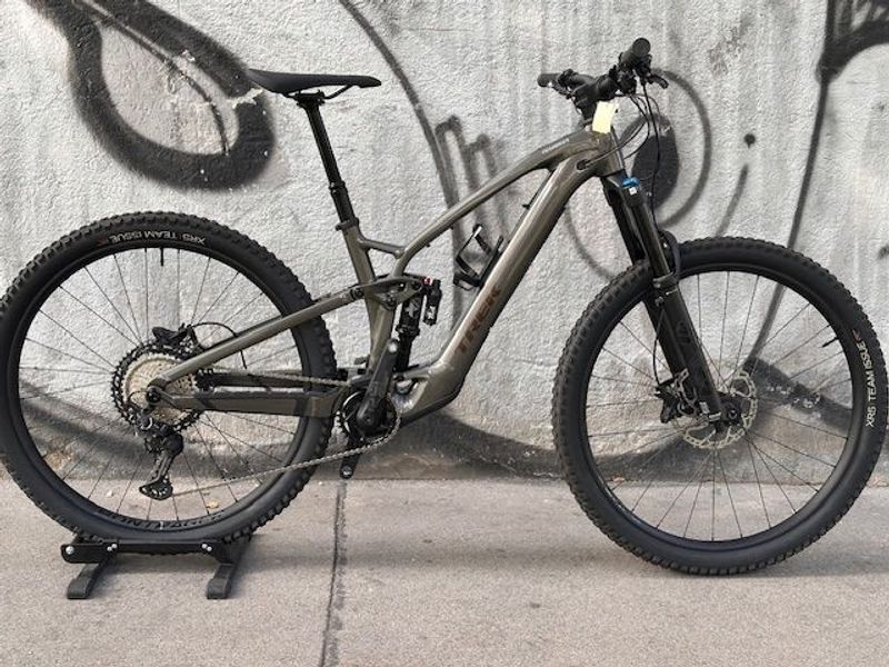 Used Trek Fuel EXe 8 XT 2024 2024 MTB