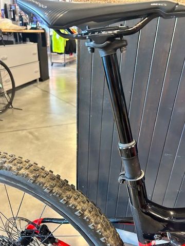 Brugt Trek E-Caliber 9.8 GX 2022 2022 Mountainbike — billede 5 af 12