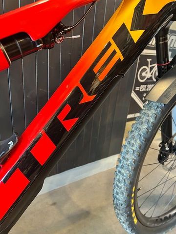Brugt Trek E-Caliber 9.8 GX 2022 2022 Mountainbike — billede 7 af 12