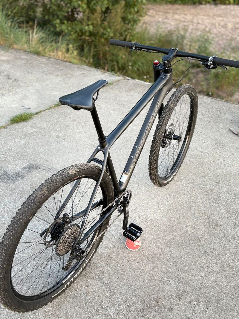 Used Cannondale F-Si 1 2017 2017 Mountainbike, Black, 27.5 — image 2 of 3