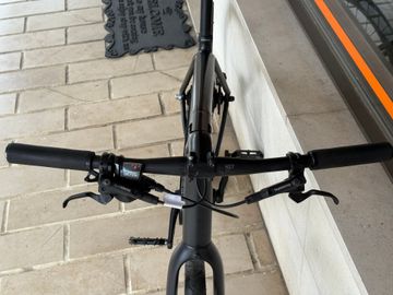Used Canyon U10 2020 Road & Gravel, Black — image 9 of 11