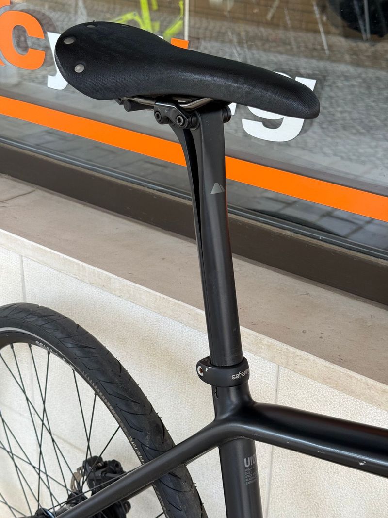 Used Canyon U10 2020 Road & Gravel, Black — image 8 of 11