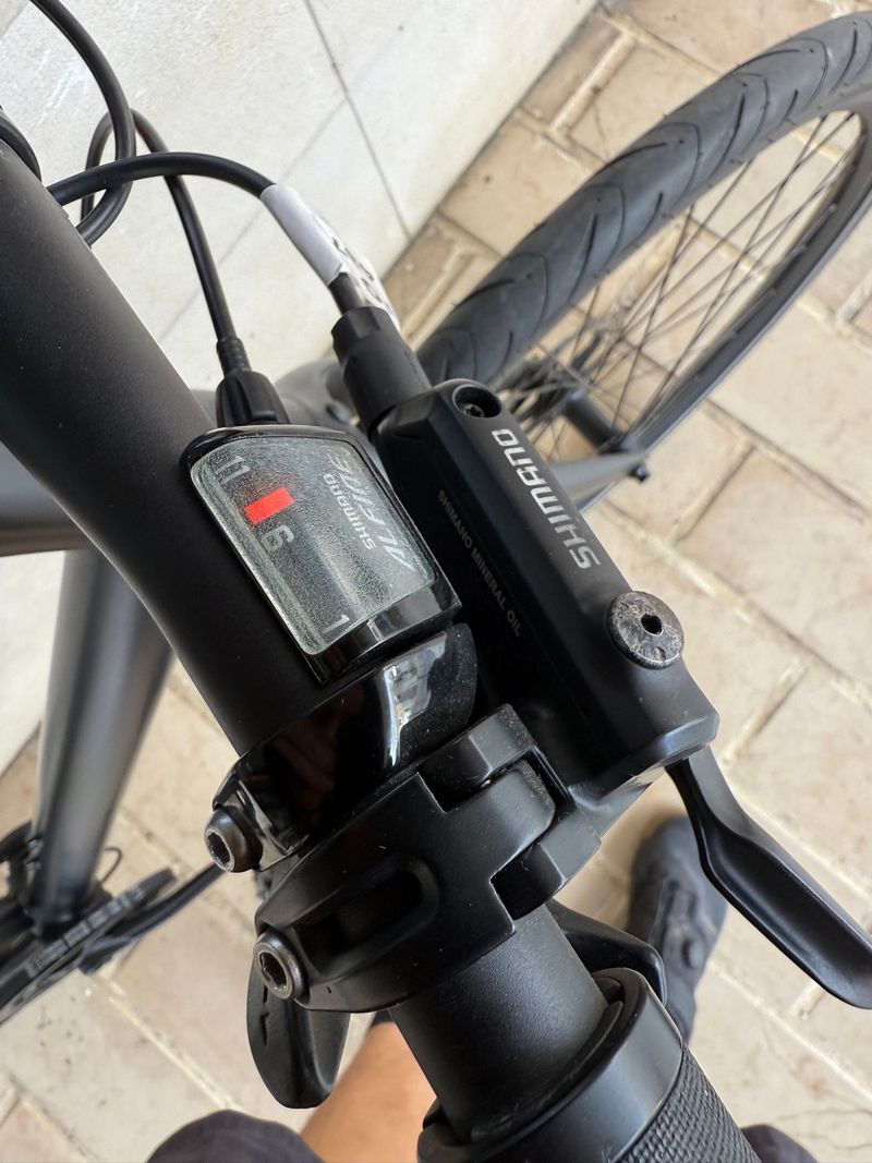 Used Canyon U10 2020 Road & Gravel, Black — image 7 of 11