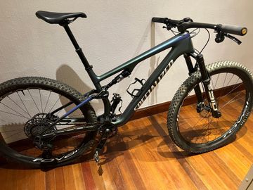 Used Specialized Epic 8 Pro 2024 2024 Mountainbike, Blue, 29 — image 1 of 28