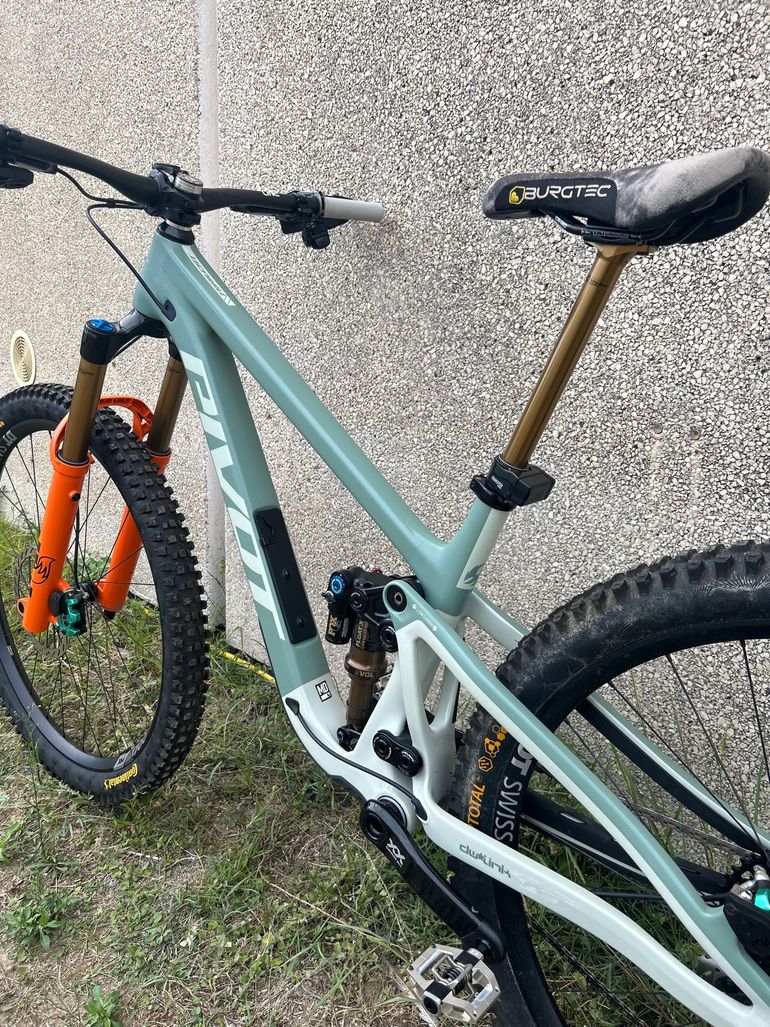 Used Pivot Trailcat Lt 2025 Mountainbike — image 5 of 5