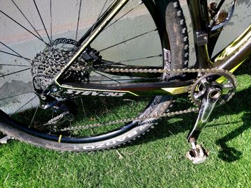 Stevens Sonora ES 2017 2017 Mountainbike usato, Nero — immagine 3 di 5
