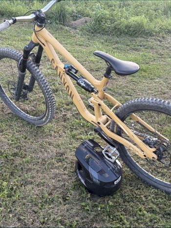 Canyon Torque 29 AL 6 2022 2022 Mountainbike usato, Arancione — immagine 2 di 3