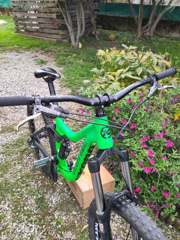 Używany Kona ENTOURAGE 2014 2014 Mountainbike — zdjęcie 11 z 15