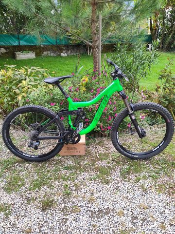 Używany Kona ENTOURAGE 2014 2014 Mountainbike — zdjęcie 1 z 15