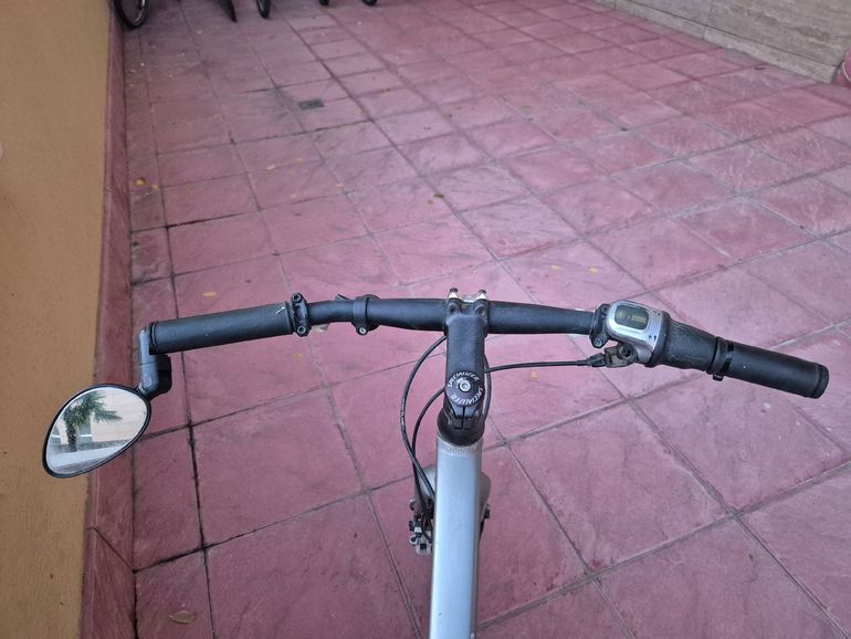 Used Specialized Centrum 2005 Road & Gravel, Light Gray — image 5 of 5