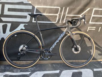 Used Cervélo R5 Shimano Ultegra Di2 2025 Road & Gravel