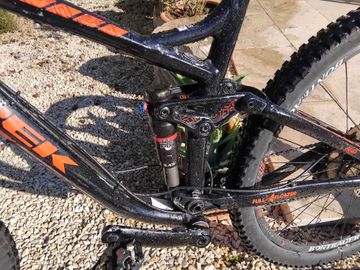 Použité Trek Fuel EX 9 27.5 2015 2015 Mountainbike — obrázek 2 z 9