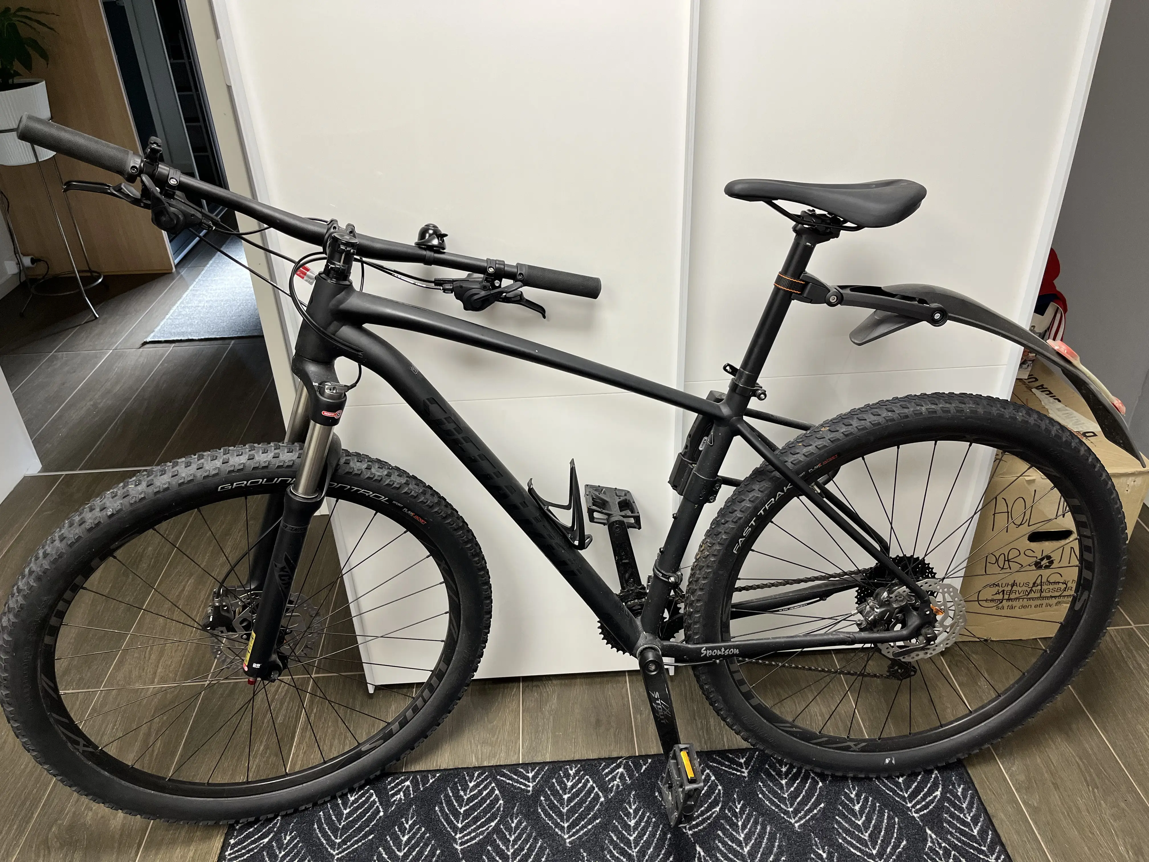 Specialized Men s Rockhopper used in L buycycle