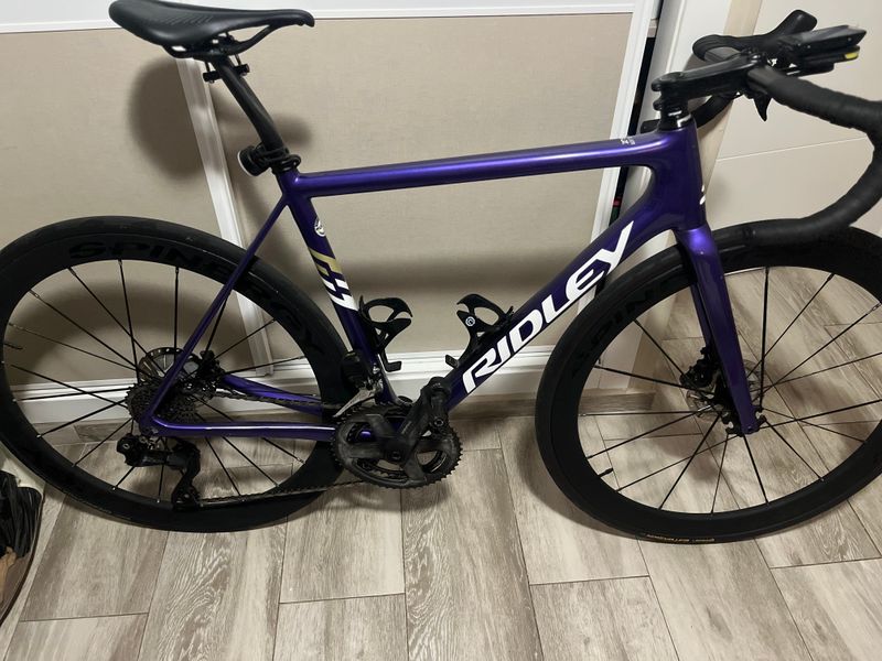 Ridley Helium Shimano 105 Di2 2024 Road & Gravel usato, Viola — immagine 7 di 32