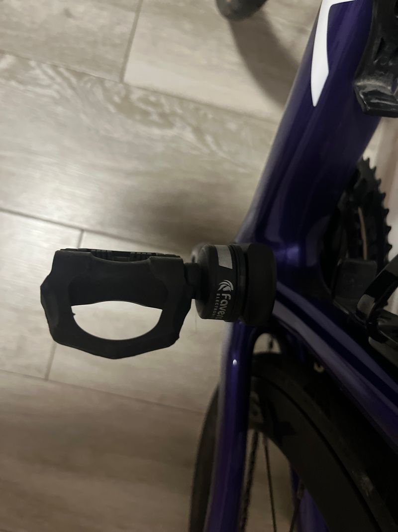 Ridley Helium Shimano 105 Di2 2024 Road & Gravel usato, Viola — immagine 4 di 32