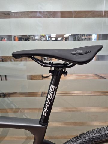 Used Factor LS - SRAM Rival eTap AXS 2023 Road & Gravel, Light Gray — image 11 of 12