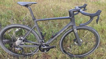 Gebrauchtes Scott Addict RC 15 2024 2024 Road & Gravel, Hellgrau — Bild 4 von 5