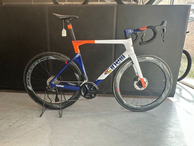 Used Cinelli PRESSURE - 105 DISC DI2 2024 2024 Road & Gravel
