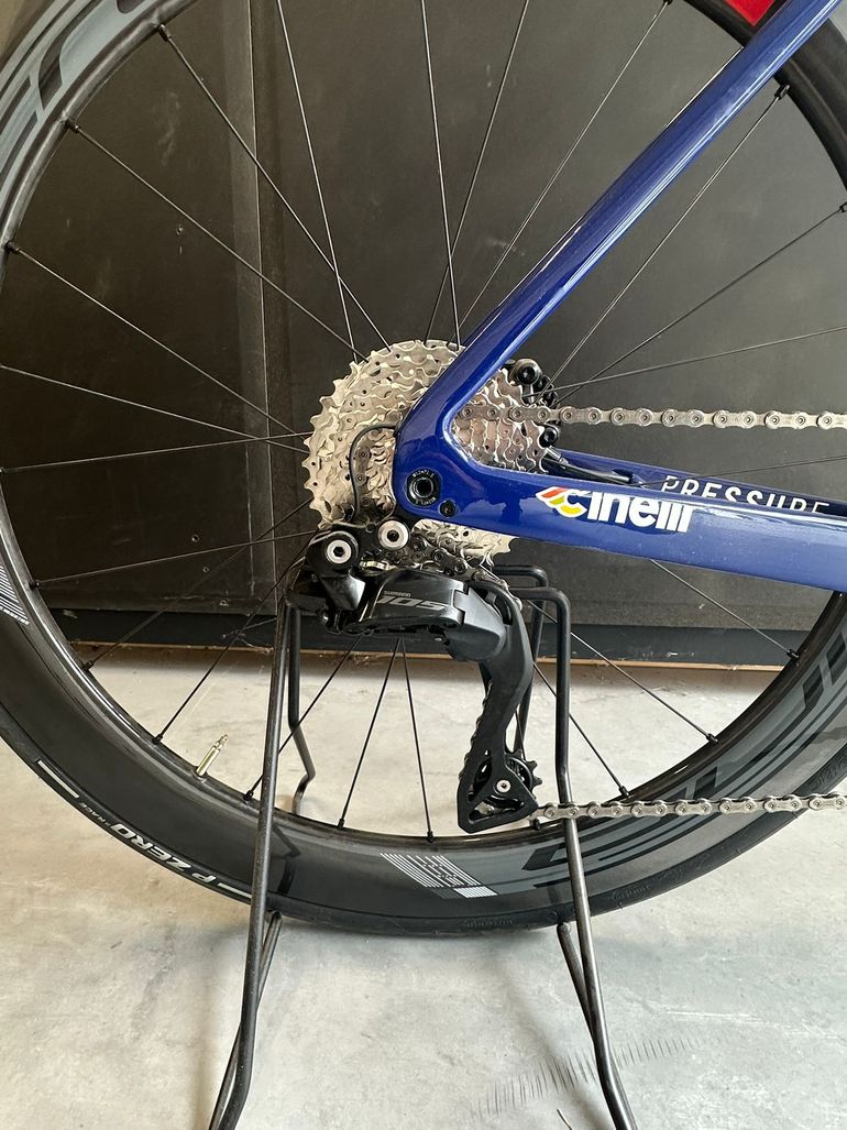 Použité Cinelli PRESSURE - 105 DISC DI2 2024 2024 Road & Gravel — obrázek 5 z 5